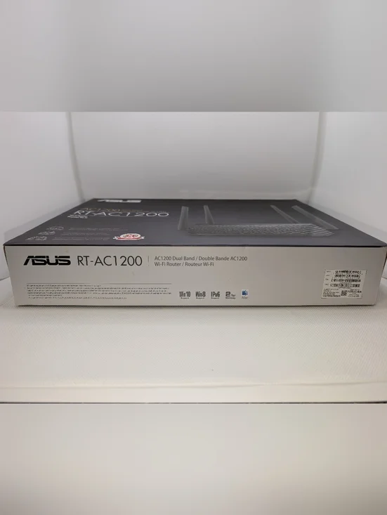 ASUS AC1200 Dual-Band Router in Black - Picture 7 of 7